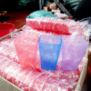 Cốc nhựa trong suốt